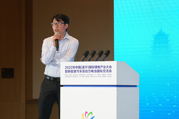四川研一新材料有限責任公司董事長、深圳研一新材料有限責任公司新材料事業群董事長兼供應鏈中心采購總監程林