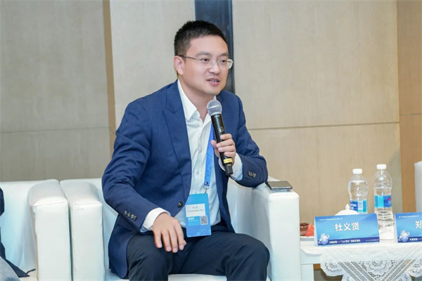 “Li+學社”高端對話：警惕全球化機遇下，鋰電企業的出海挑戰和技術迭代風險