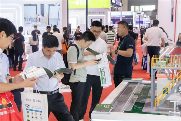 高能數造閃耀CIBF2025，以創新技術引領新能源智造新征程
